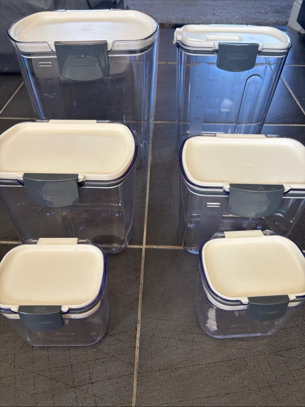Airtight Clear Food Storage Containers with White Lids and Gray Clips - 6pc Set